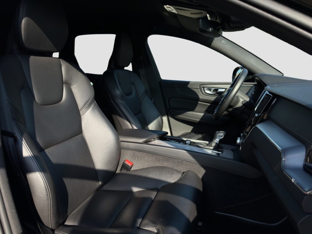 Volvo XC60 D4 Inscription/Leder/Navi/LED/Kam/BLIS/H&K – Bild 16