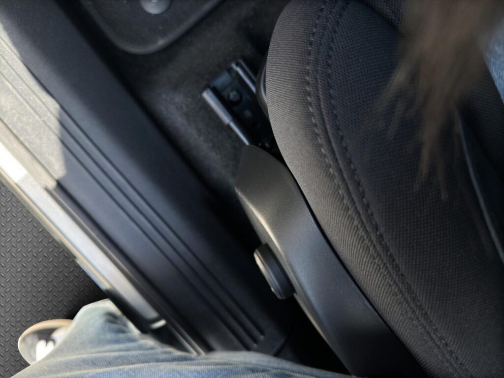 Volvo XC40 Plus Pure Electric/Navi/LED/Kam/el.HKL/GJR – Bild 15