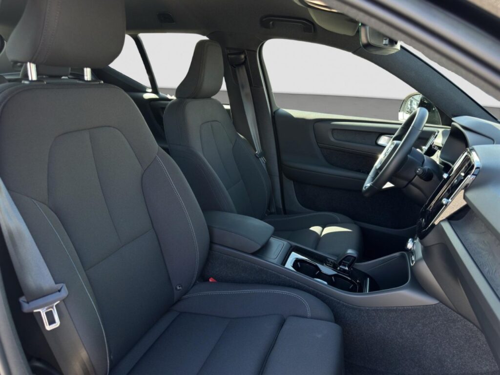 Volvo XC40 Plus Pure Electric/Navi/LED/Kam/el.HKL/GJR – Bild 17