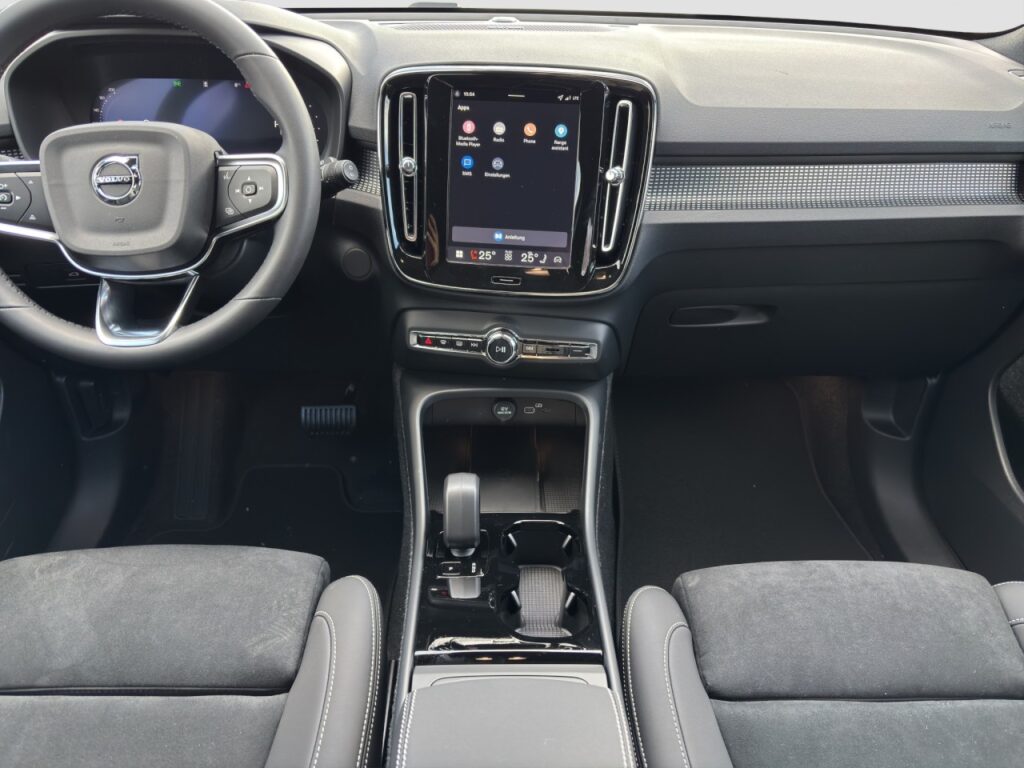 Volvo EX40 Single Motor Extended Range Ultra Dark – Bild 10