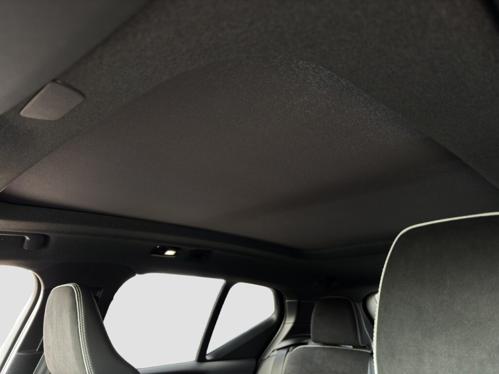 Volvo EX40 Single Motor Extended Range Ultra Dark – Bild 15