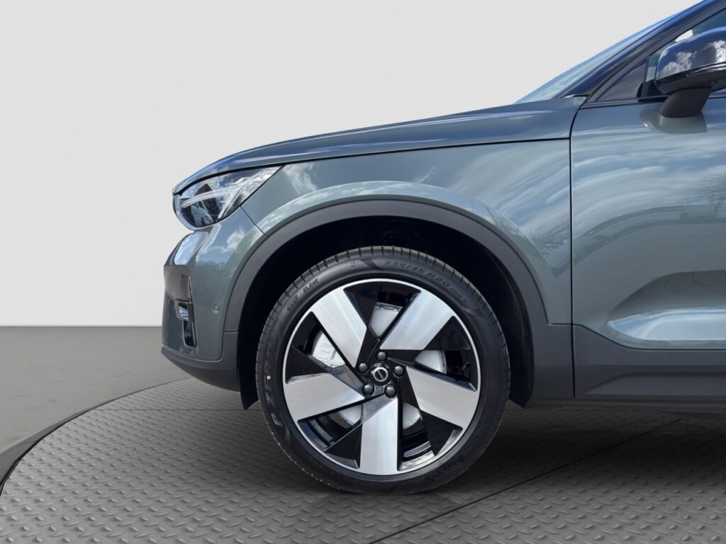 Volvo EX40 Single Motor Extended Range Ultra Dark – Bild 18