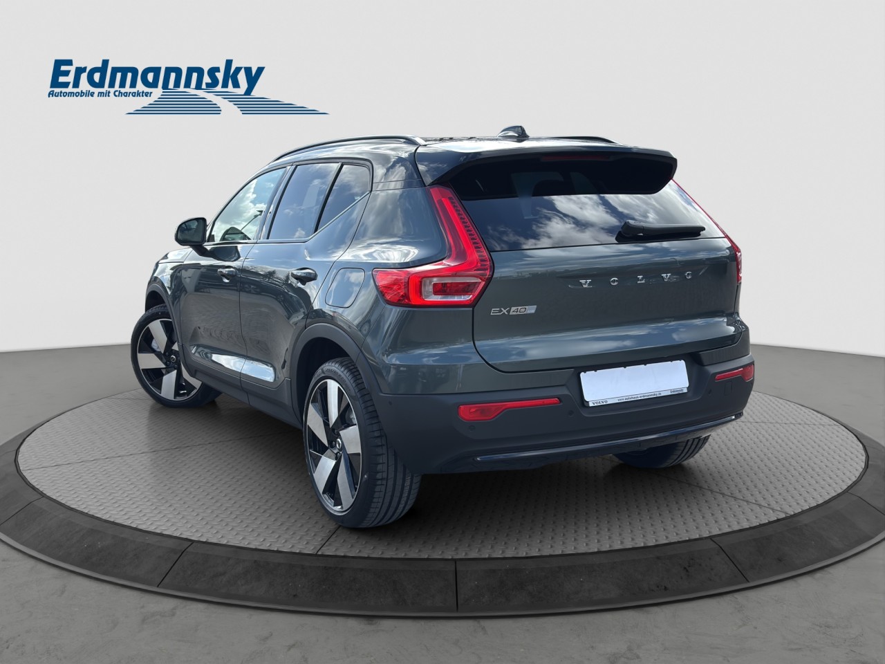 Volvo EX40 Single Motor Extended Range Ultra Dark – Bild 2