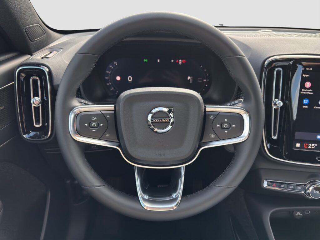 Volvo EX40 Single Motor Extended Range Ultra Dark – Bild 7