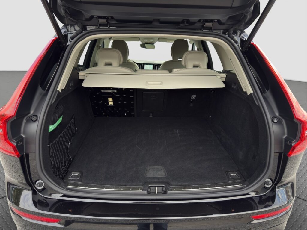 Volvo XC60 B4 Core/Leder/Navi/LED/Kam/el.HKL/hzb.LK – Bild 15