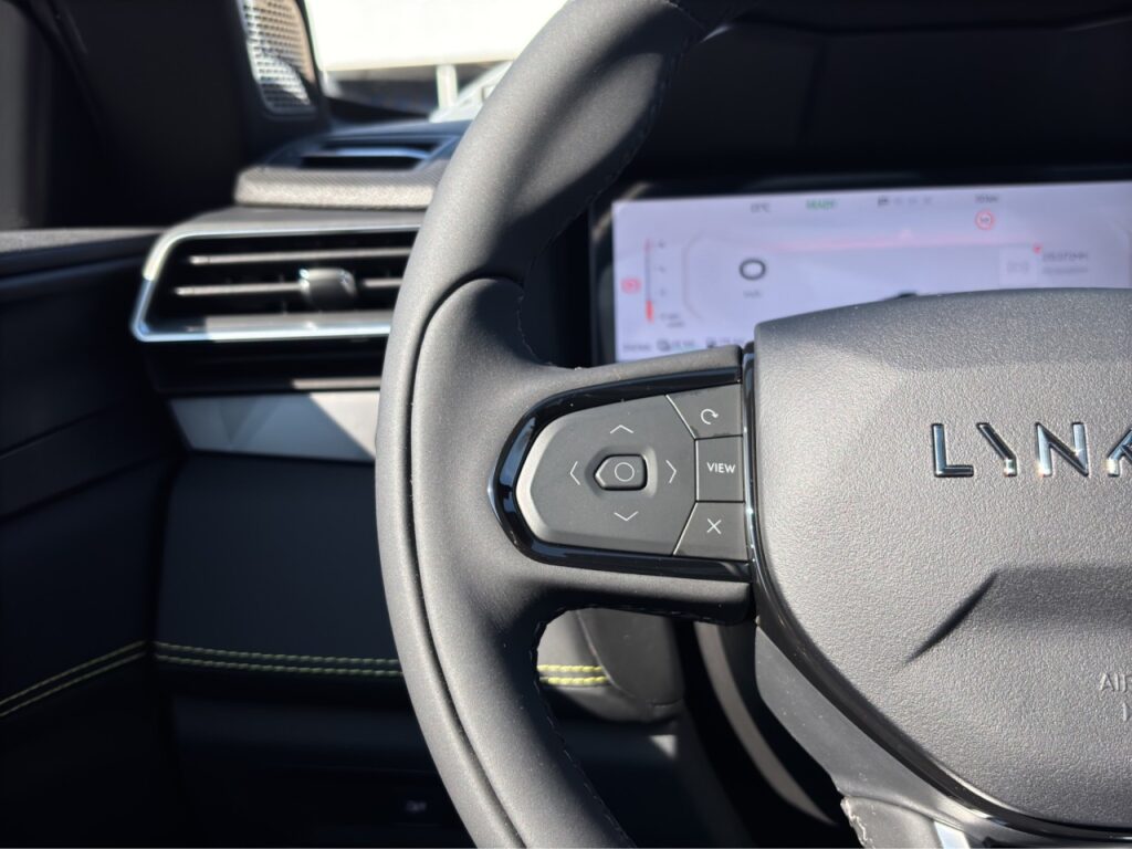 Lynk & Co 01 More Plug-In-Hybrid / PANO / 360 Grad – Bild 18