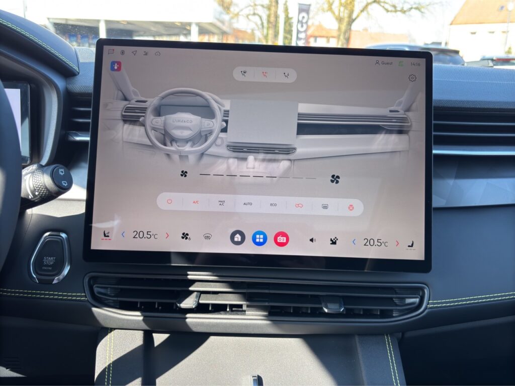 Lynk & Co 01 More Plug-In-Hybrid / PANO / 360 Grad – Bild 22