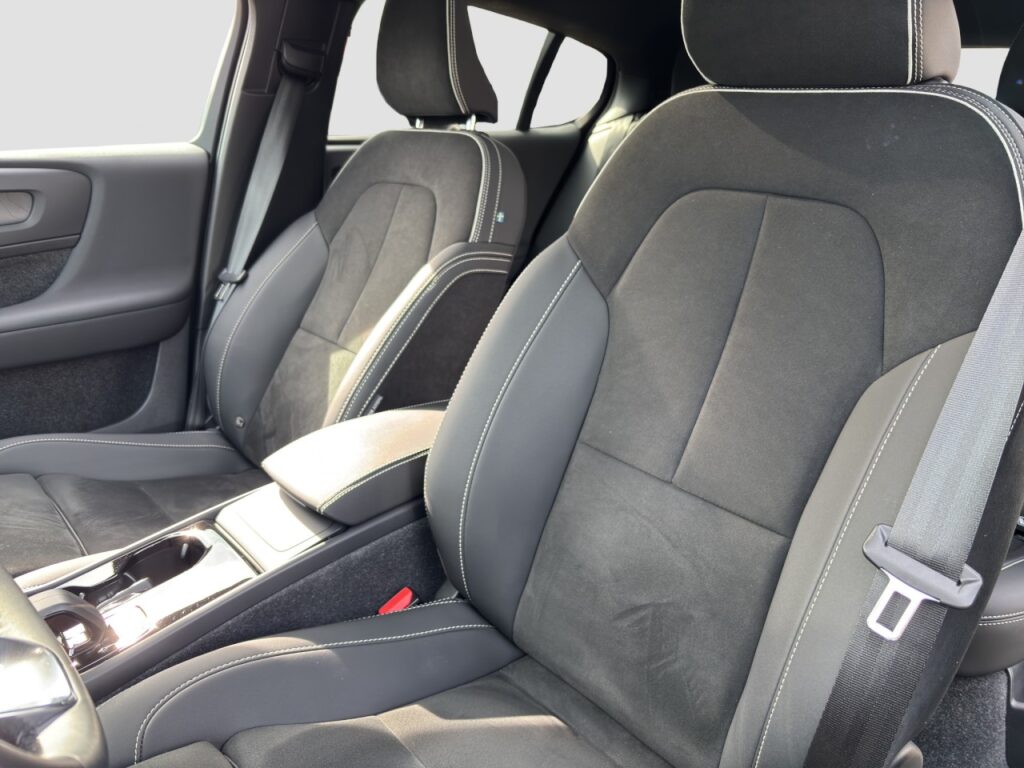 Volvo C40 Ultimate Pure Electric/Navi/AHK/360Kam/GJR – Bild 13