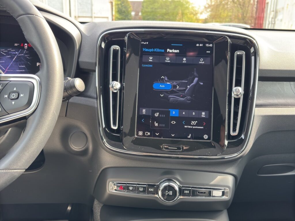 Volvo C40 Ultimate Pure Electric/Navi/AHK/360Kam/GJR – Bild 24