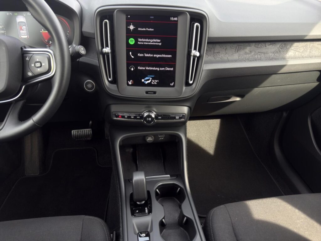 Volvo XC40 T4 Essential Plug-In Hybrid/Navi/Kam/hzb.LK – Bild 11