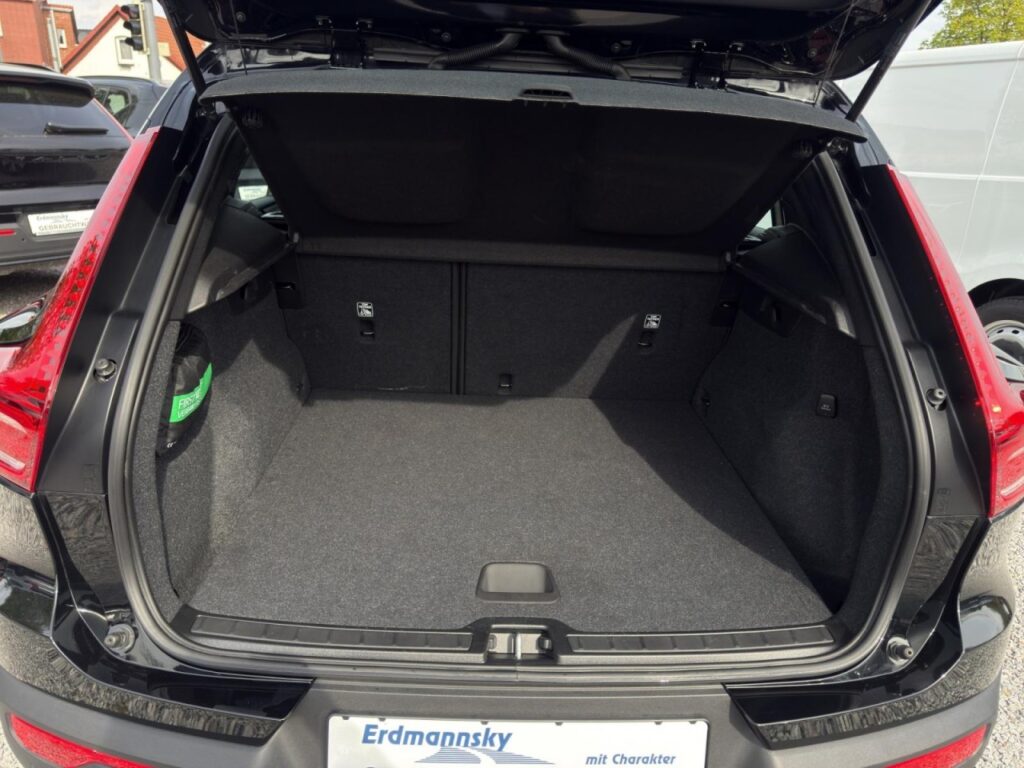 Volvo XC40 T4 Essential Plug-In Hybrid/Navi/Kam/hzb.LK – Bild 17