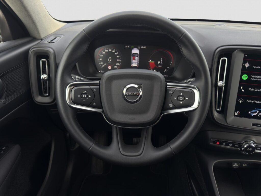 Volvo XC40 T4 Essential Plug-In Hybrid/Navi/Kam/hzb.LK – Bild 7