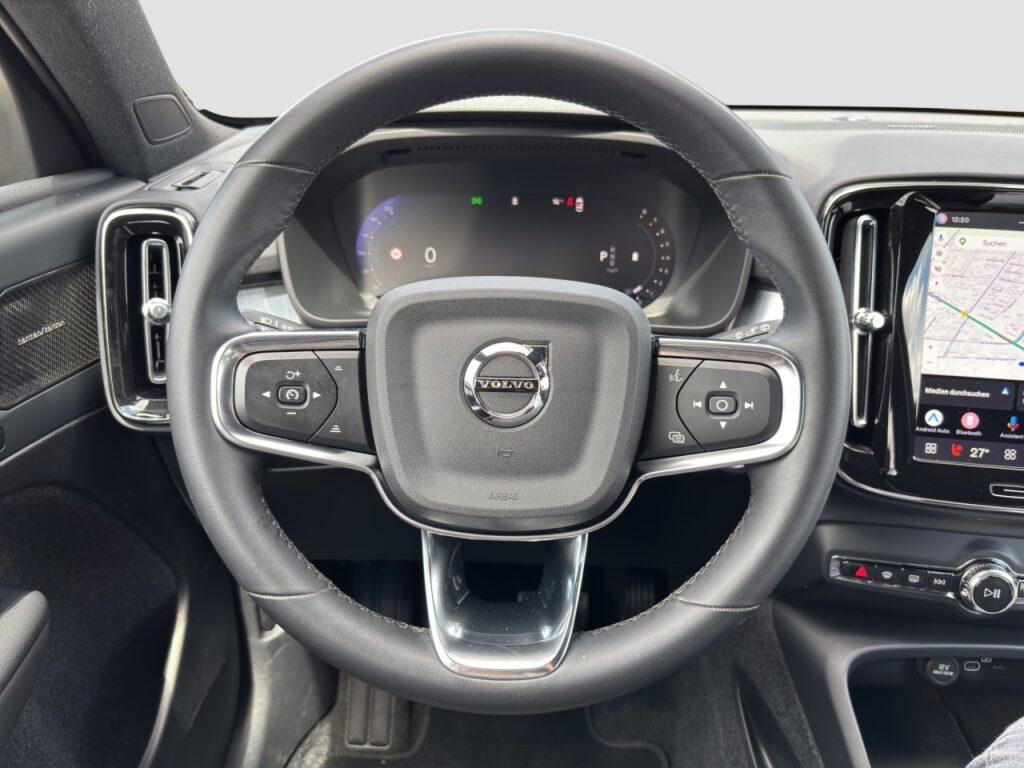 Volvo XC40 B3 Plus Dark/Navi/360Kam/hzb.FS/19Zoll+GJR – Bild 7