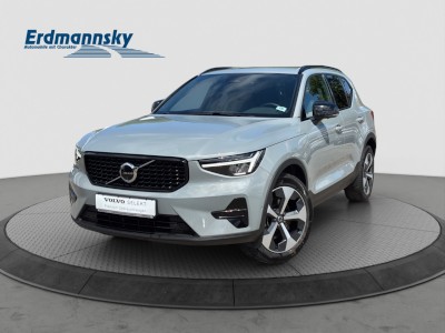 Volvo XC40 B3 Plus Dark/Navi/360Kam/hzb.FS/19Zoll+GJR – Bild 1