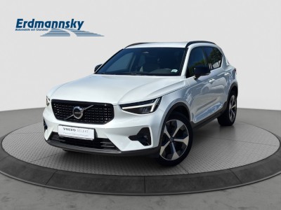 Volvo XC40 B4 Plus Dark/Navi/LED/AHK/BLIS/19Zoll/GJR – Bild 1