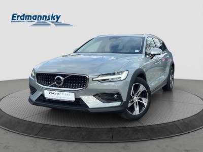Volvo V60 B4 CC Plus AWD/Leder/Navi/Kam/BLIS/hzb.LK – Bild 1
