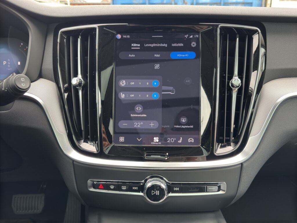 Volvo V60 B4 Plus Dark/Navi/LED/Pano/360K/Head-Up/H&K – Bild 21
