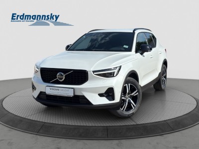 Volvo XC40 Plus B3 Dark/Navi/LED/Standhz/360Kam/el.HKL – Bild 1