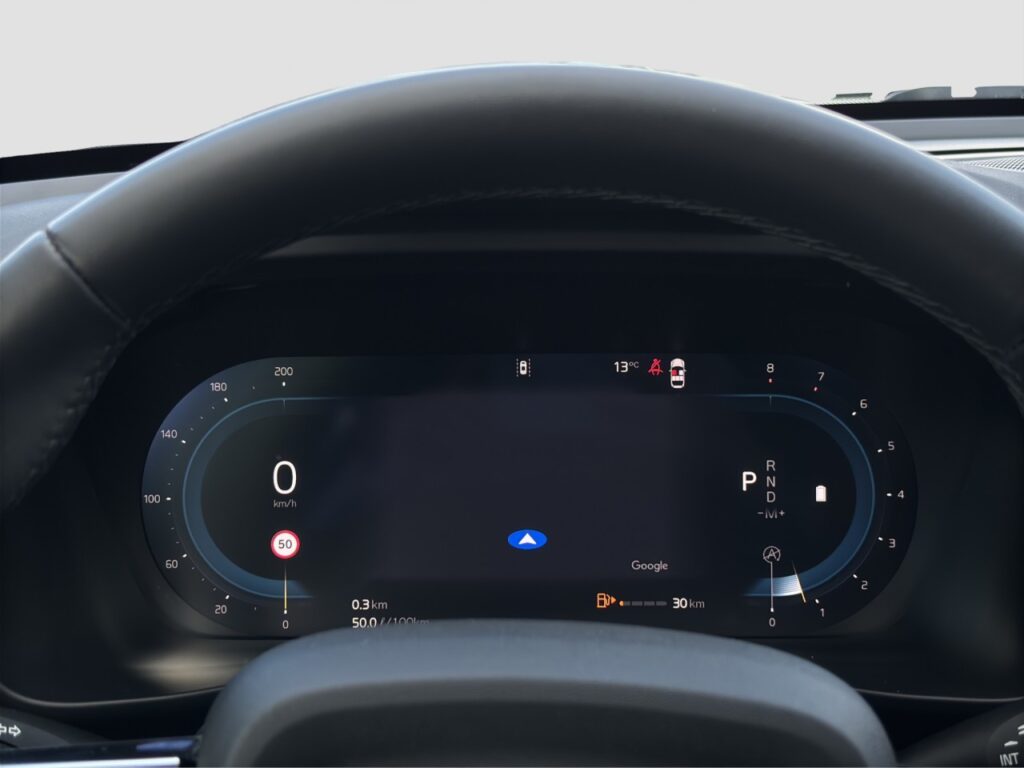 Volvo XC40 B3 Plus Black Edition/Navi/Pano/360K/20Zoll – Bild 8