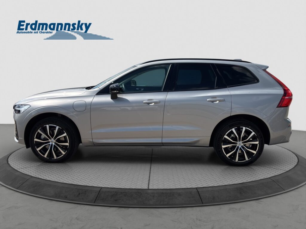 Volvo XC60 T8 Ultimate Dark Plug-In Hybrid AWD/Pano – Bild 5