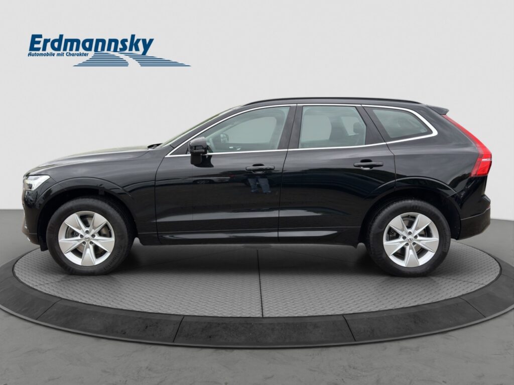 Volvo XC60 B4 Core AWD/Navi/LED/AHK/4xSHZ/hzb.LK/hz.FS – Bild 5
