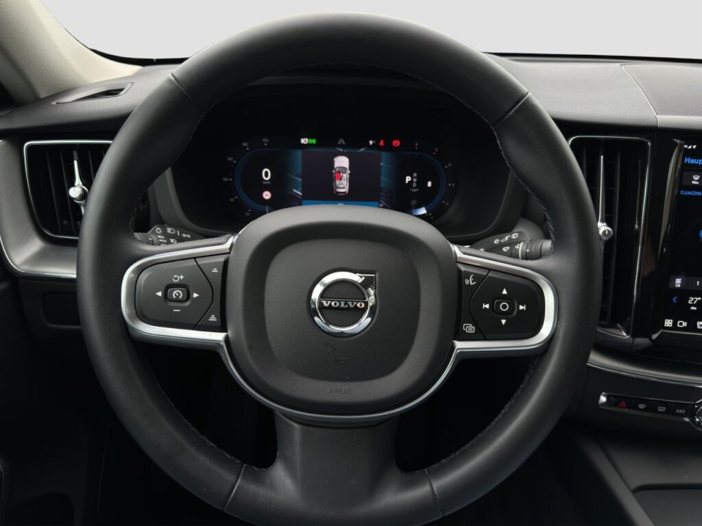Volvo XC60 B4 Core AWD/Navi/LED/AHK/4xSHZ/hzb.LK/hz.FS – Bild 7