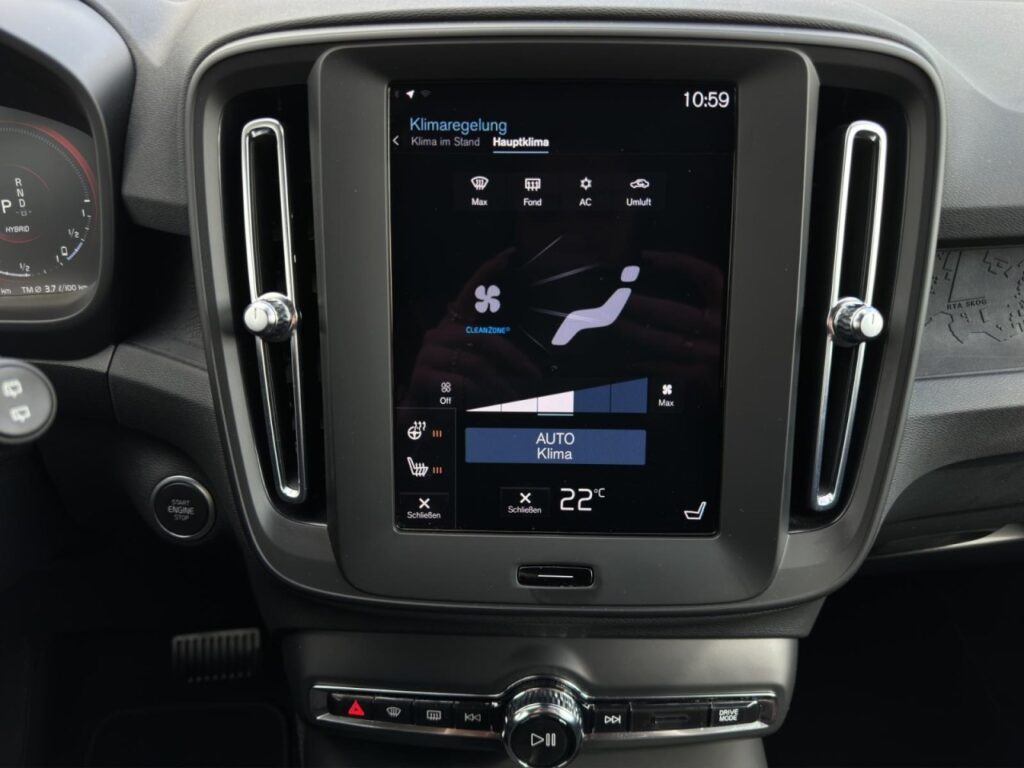 Volvo XC40 T4 Essential Plug-In Hybrid/Navi/Kam/hzb.LK – Bild 8