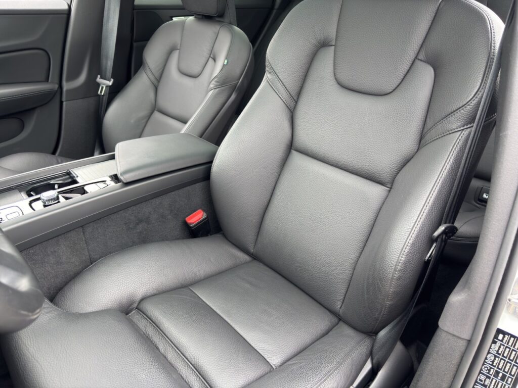 Volvo V60 B4 Plus Dark/Navi/LED/Pano/360K/Head-Up/H&K – Bild 13
