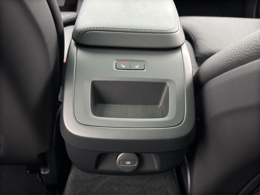 Volvo V60 B4 Plus Dark/Navi/LED/Pano/360K/Head-Up/H&K – Bild 24