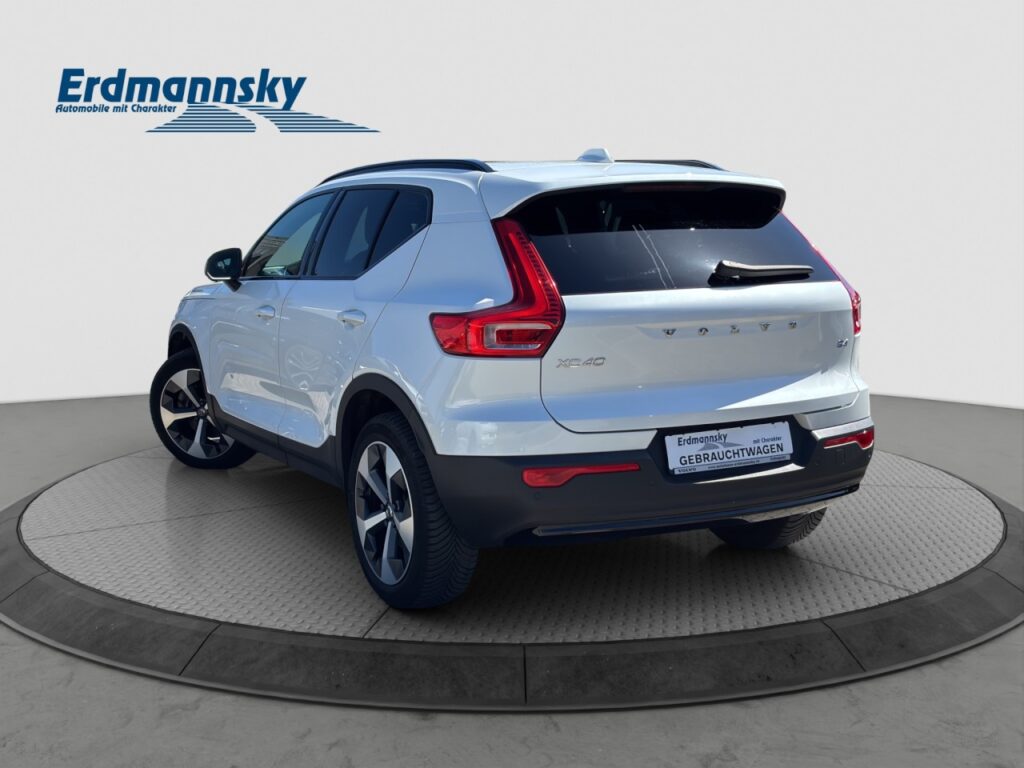 Volvo XC40 B4 Plus Dark/Navi/LED/AHK/BLIS/19Zoll/GJR – Bild 2