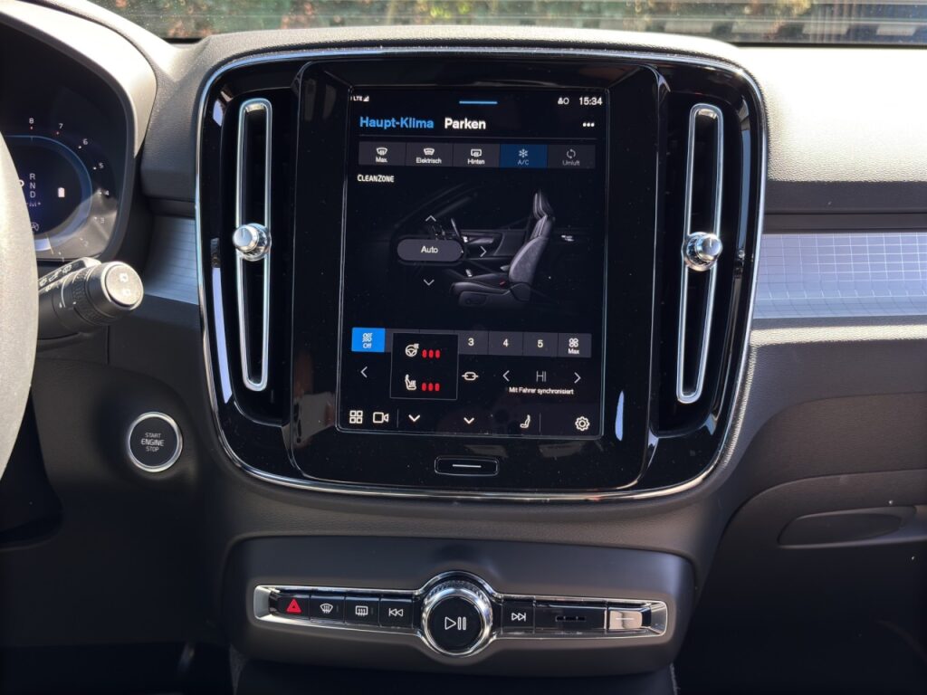 Volvo XC40 B4 Plus Dark/Navi/LED/AHK/BLIS/19Zoll/GJR – Bild 21