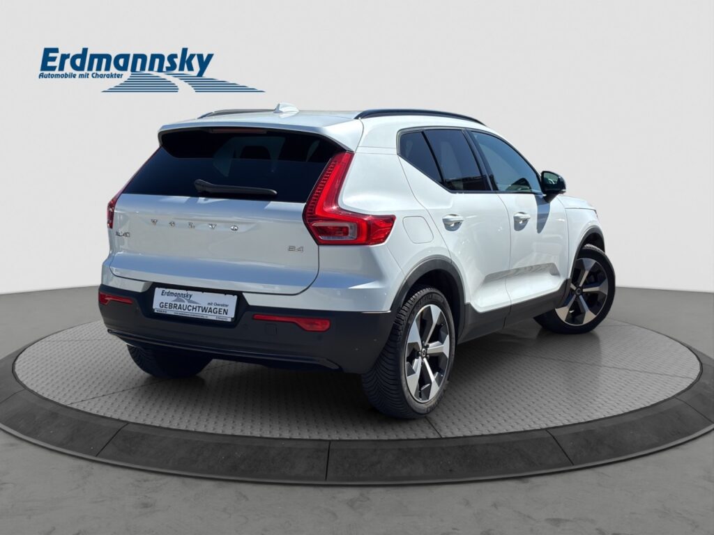 Volvo XC40 B4 Plus Dark/Navi/LED/AHK/BLIS/19Zoll/GJR – Bild 4
