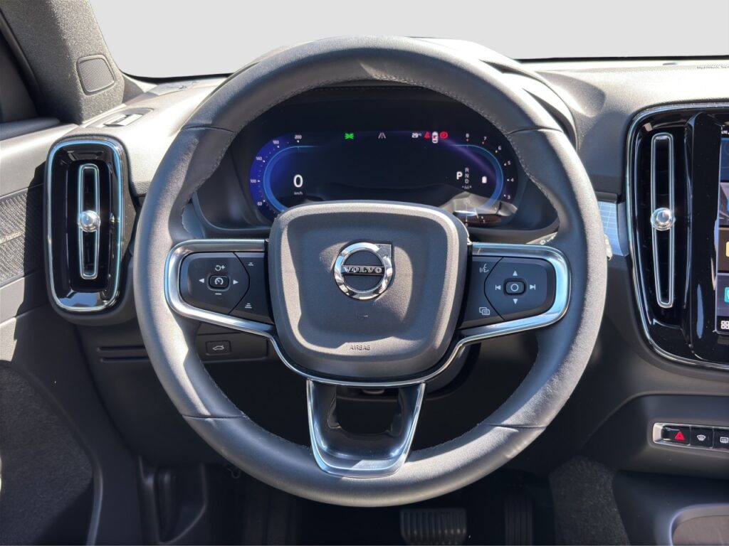 Volvo XC40 B4 Plus Dark/Navi/LED/AHK/BLIS/19Zoll/GJR – Bild 7