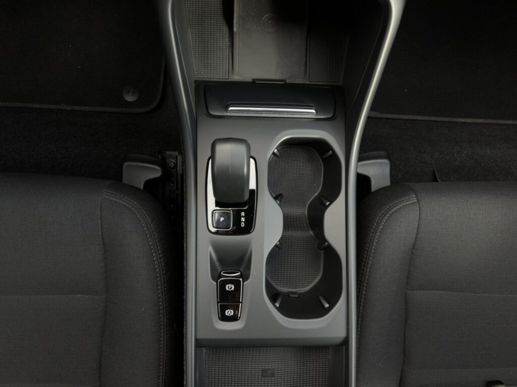 Volvo XC40 T4 Essential Plug-In Hybrid/Navi/Kam/hzb.LK – Bild 18