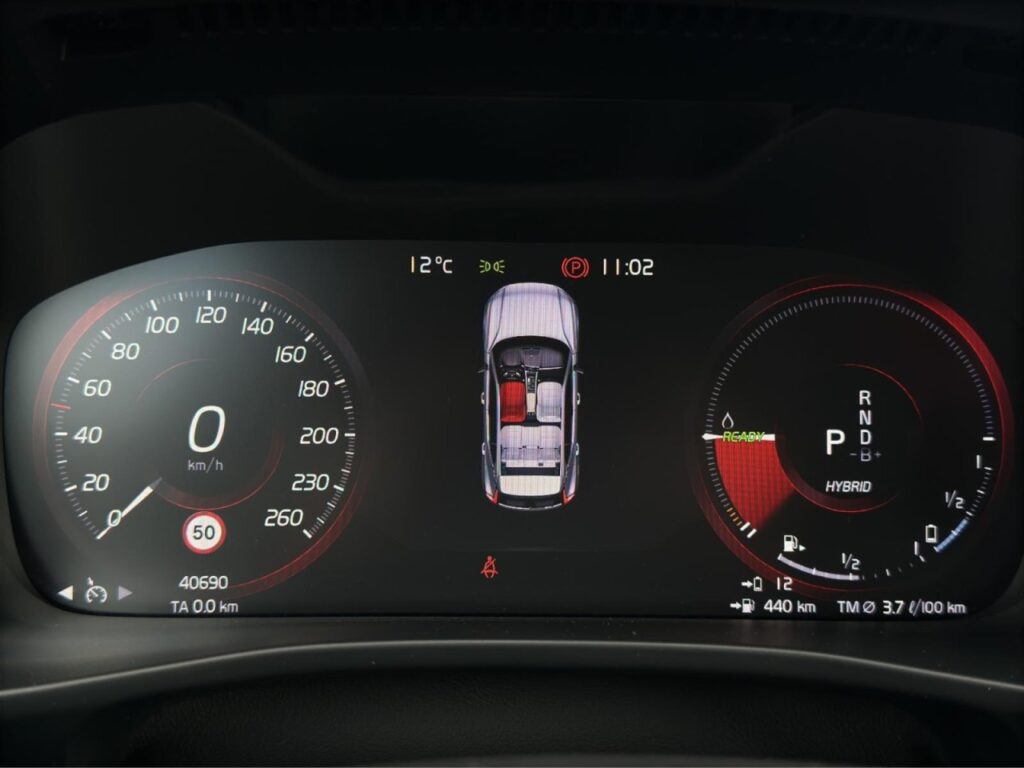 Volvo XC40 T4 Essential Plug-In Hybrid/Navi/Kam/hzb.LK – Bild 8