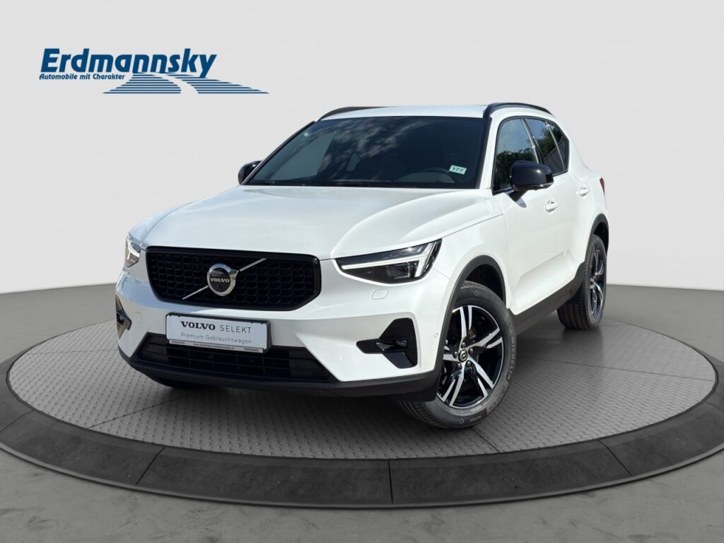 Volvo XC40 Plus B3 Dark/Navi/LED/Standhz/360Kam/el.HKL – Bild 1