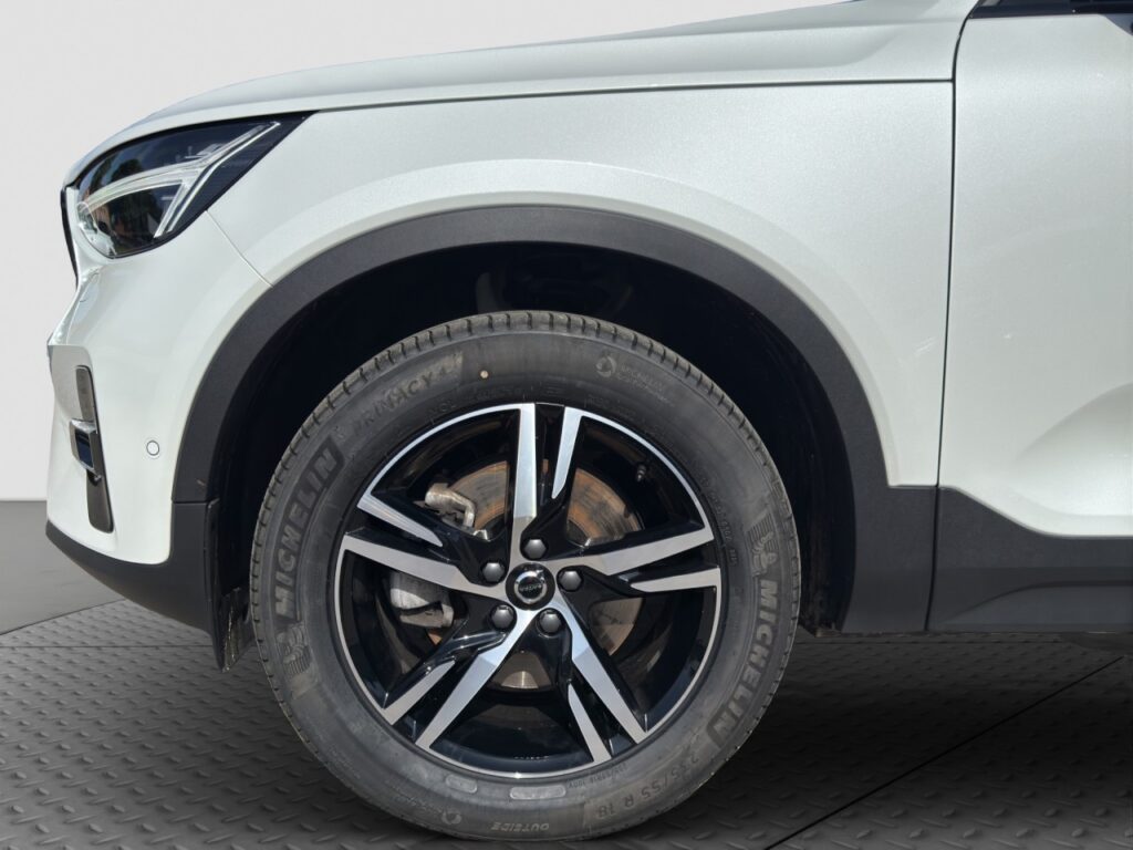 Volvo XC40 Plus B3 Dark/Navi/LED/Standhz/360Kam/el.HKL – Bild 17