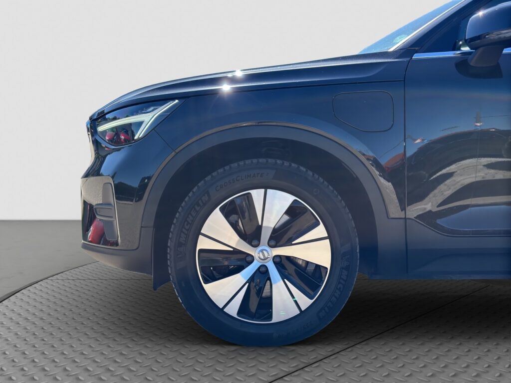 Volvo XC40 T4 Essential Plug-In Hybrid/Navi/Kam/StHz – Bild 18