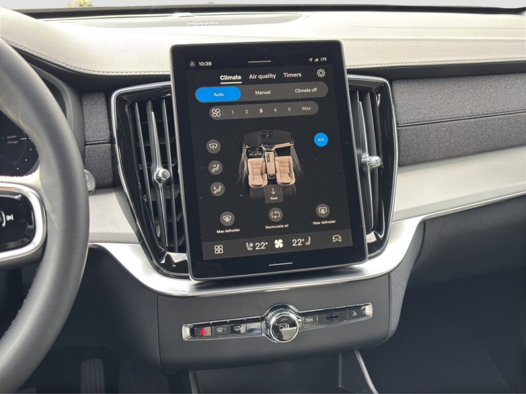 Volvo XC90 T8 Ultra Black Edition Plug-In Hybrid / 360 – Bild 10