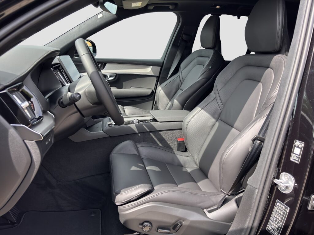 Volvo XC90 T8 Ultra Black Edition Plug-In Hybrid / 360 – Bild 14