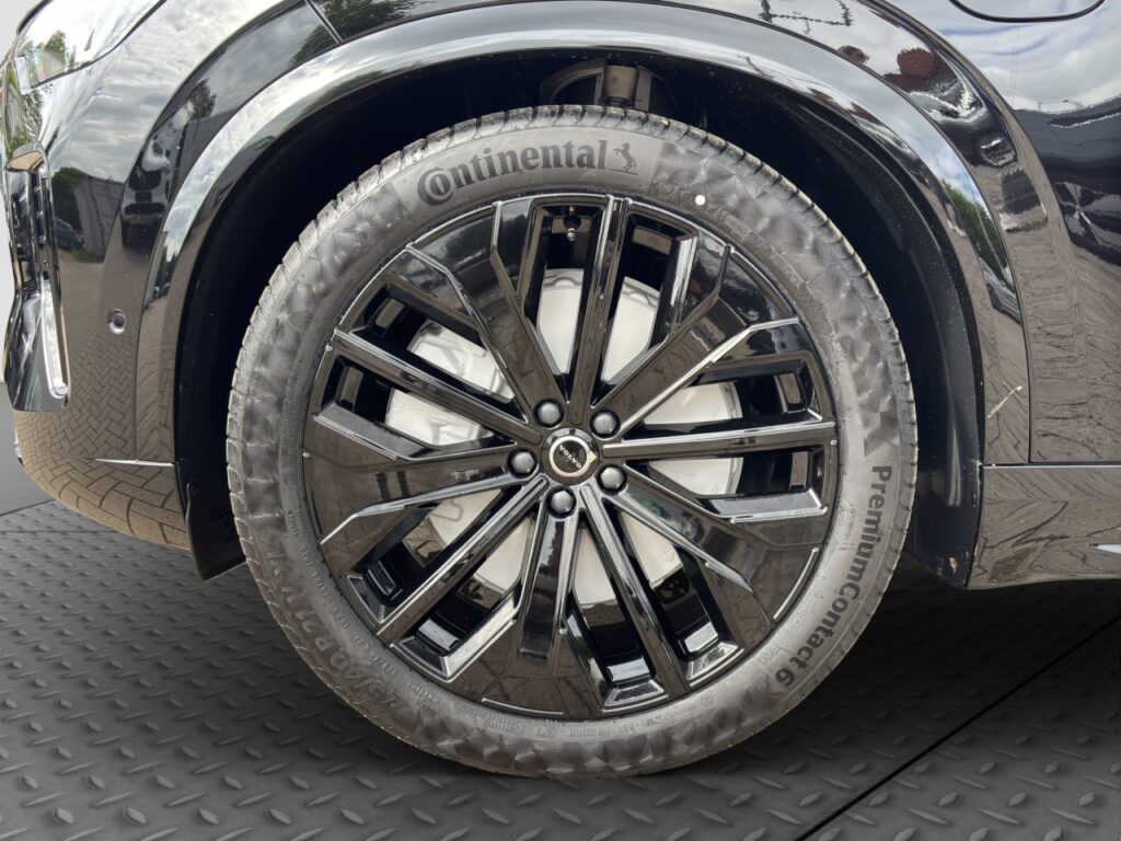 Volvo XC90 T8 Ultra Black Edition Plug-In Hybrid / 360 – Bild 19