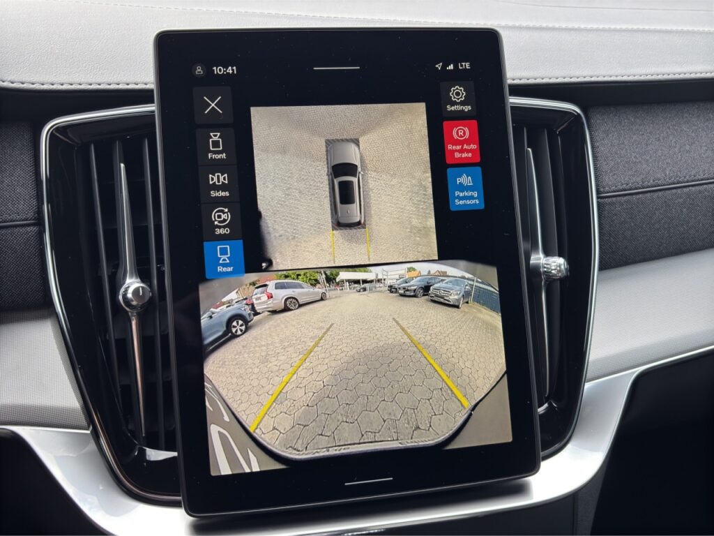 Volvo XC90 T8 Ultra Black Edition Plug-In Hybrid / 360 – Bild 23