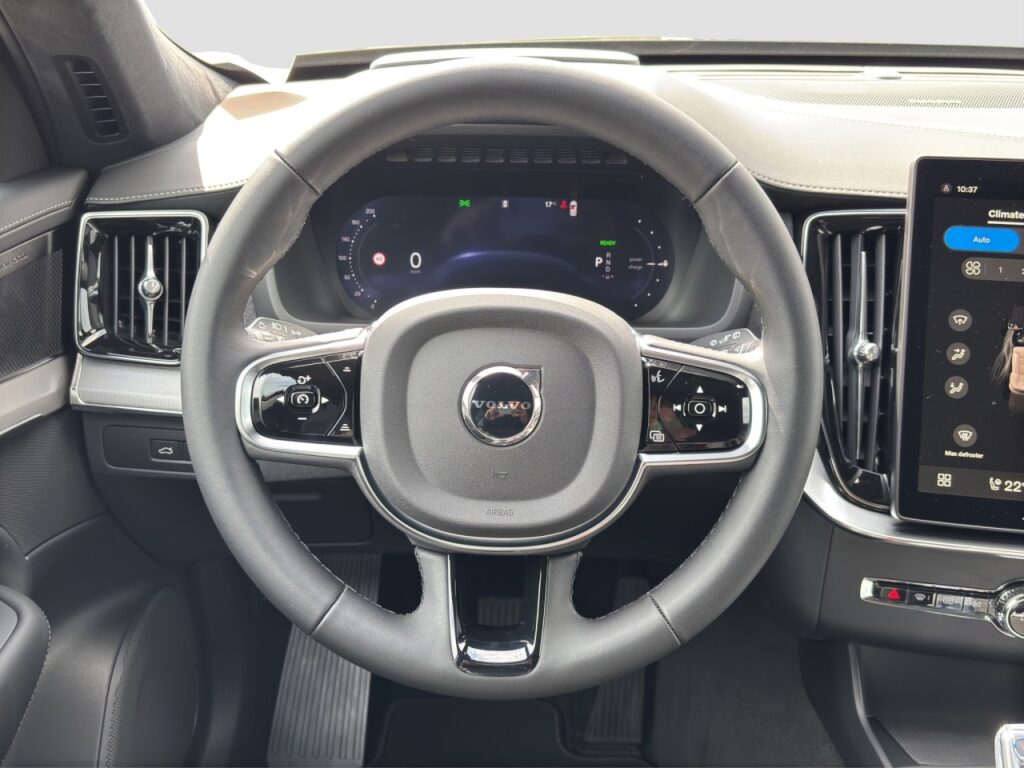 Volvo XC90 T8 Ultra Black Edition Plug-In Hybrid / 360 – Bild 8