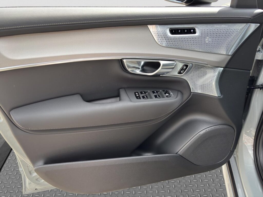 Volvo XC90 T8 Ultra Dark Plug-In Hybrid / Massage – Bild 13