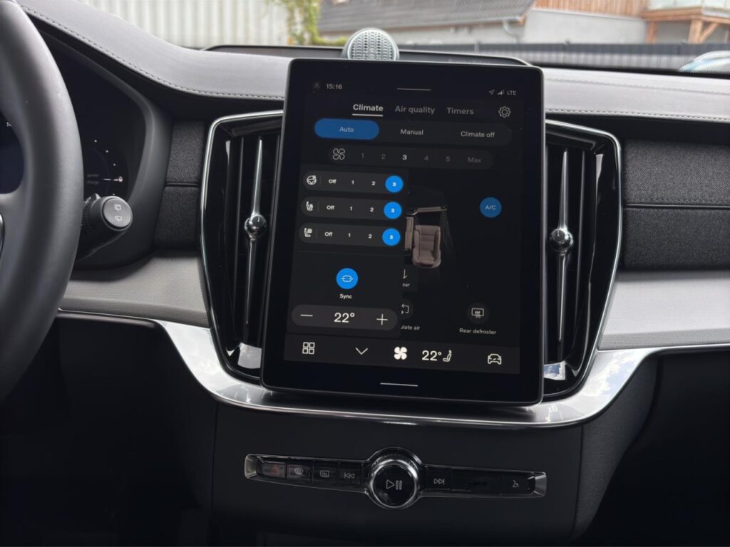 Volvo XC90 T8 Ultra Dark Plug-In Hybrid / Massage – Bild 21