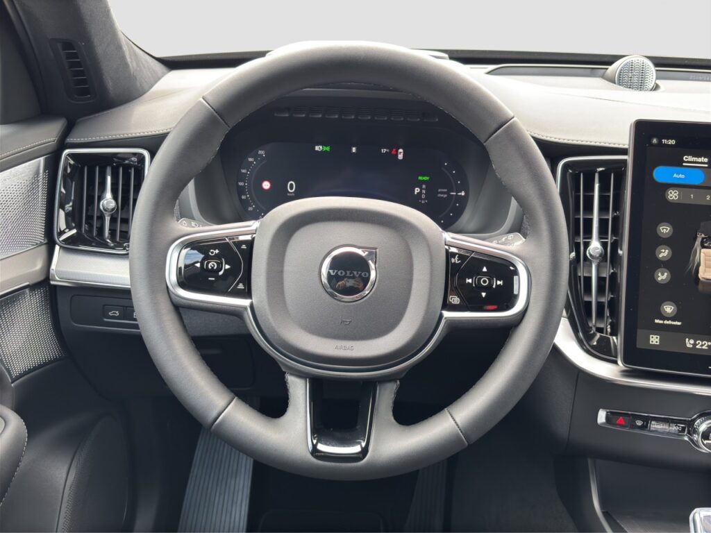 Volvo XC90 T8 Ultra Dark Plug-In / Bowers & Wilkins – Bild 7
