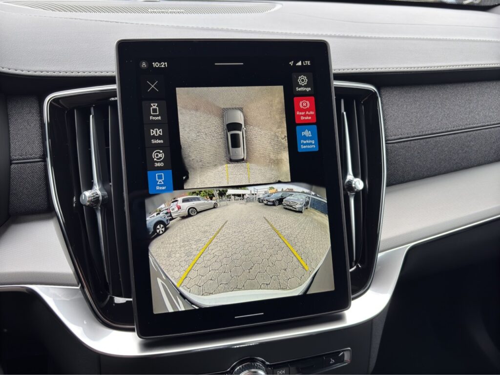Volvo XC90 T8 Plus Dark Plug-In Hybrid / GJR / Pano – Bild 20