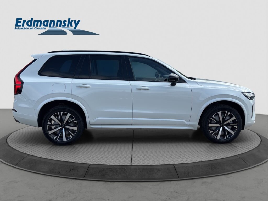 Volvo XC90 T8 Plus Dark Plug-In Hybrid / GJR / Pano – Bild 6