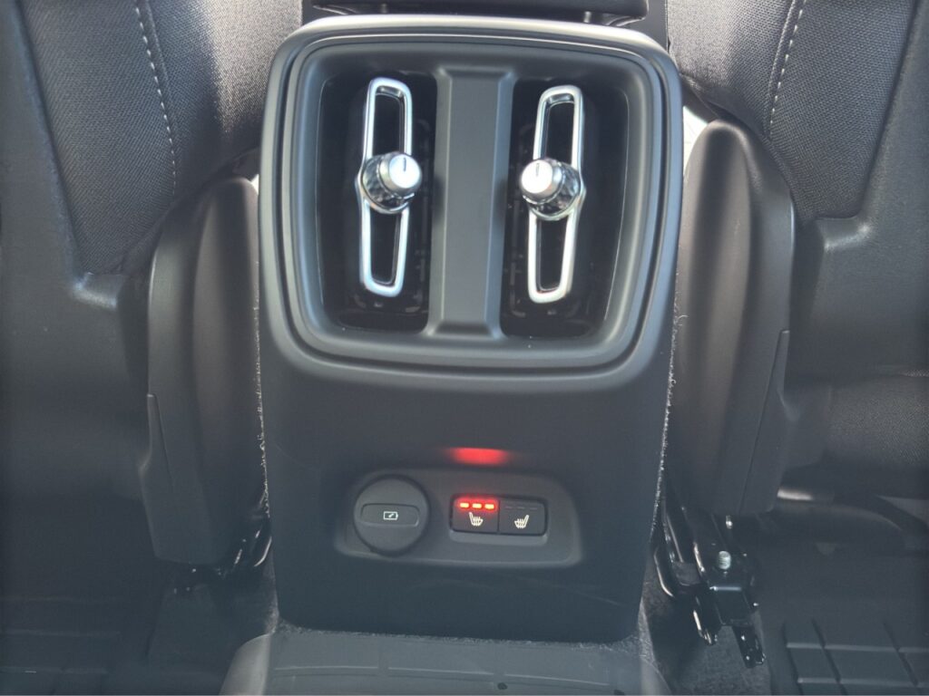 Volvo XC40 B3 Plus Dark/Navi/LED/Standhz/360Kam/BLIS – Bild 23