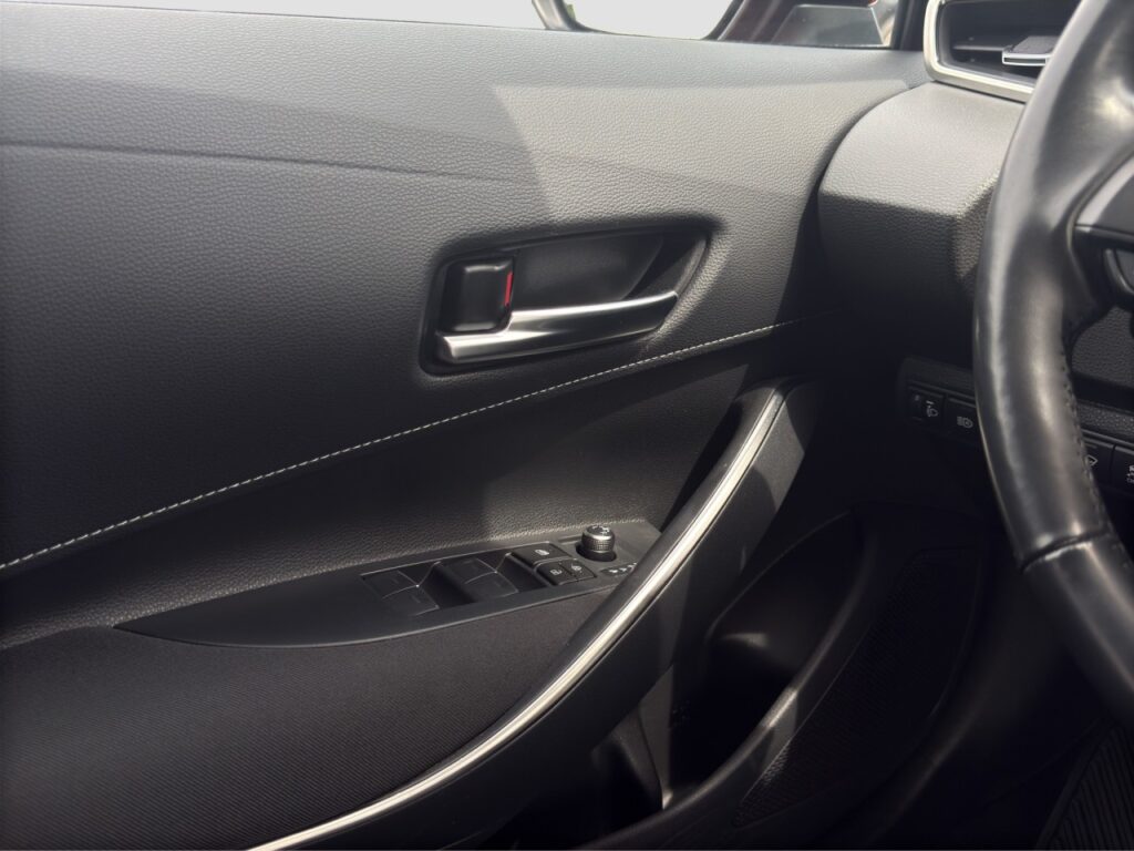 Toyota Corolla Hybrid Club/Navi/LED/Kam/Technikpak/BLIS – Bild 12